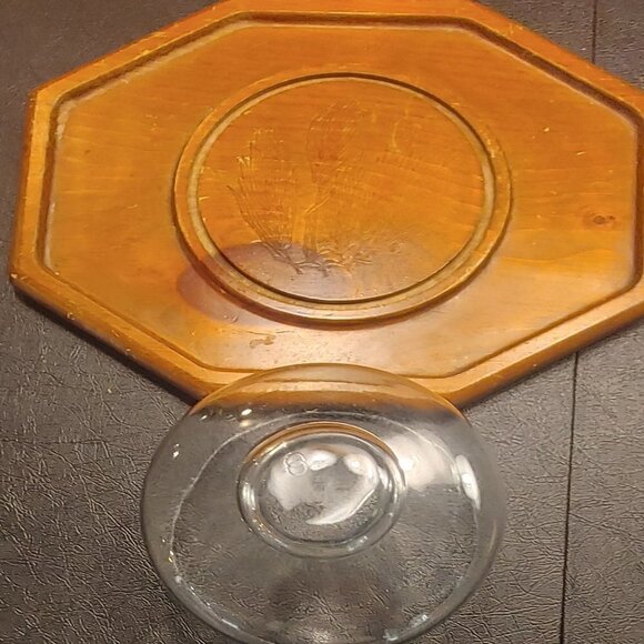 Vintage Teakwood Charcuterie Cheese Board with Glass Cloche - Picture 3 of 7